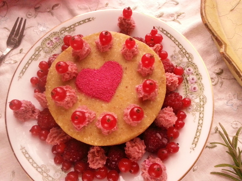 A little Valentine - kleine Rohkost-Torte